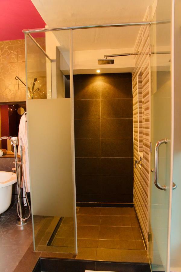 ג'והור בהרו Bliss Boutique Hotel מראה חיצוני תמונה